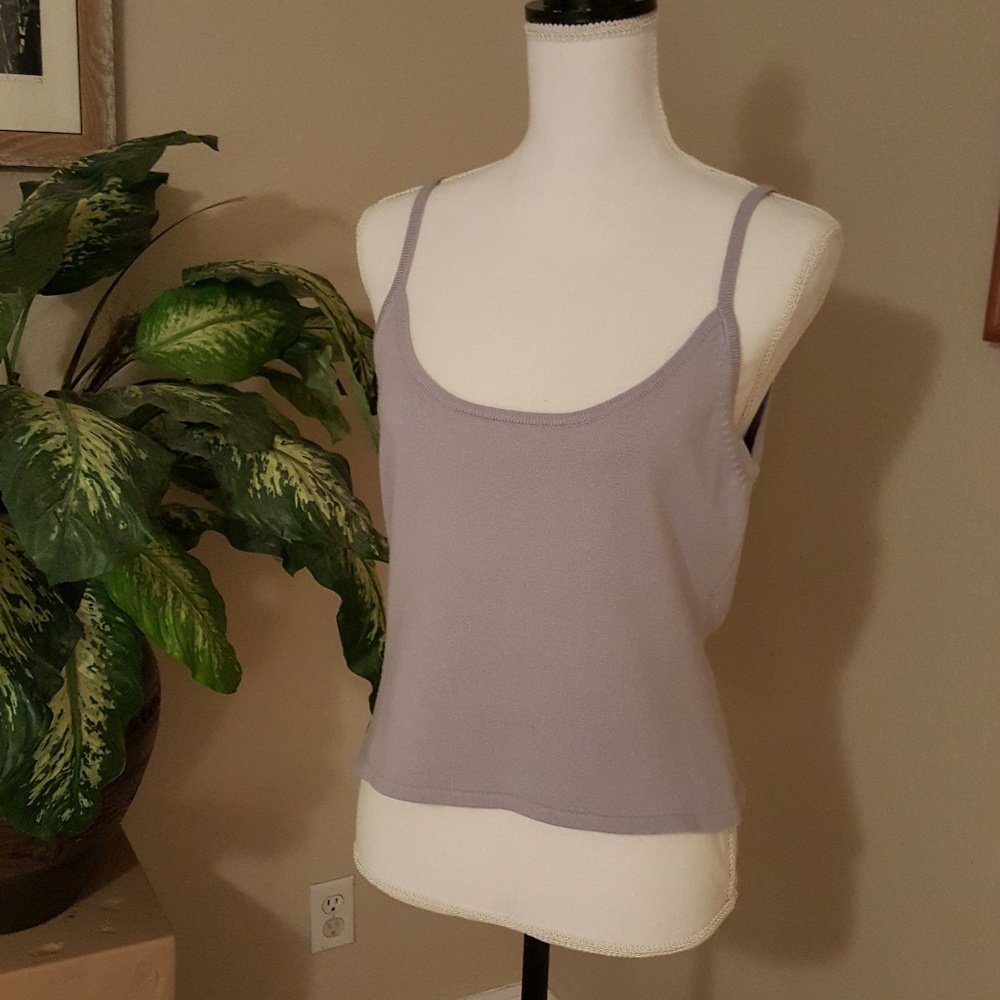 🌸CASHMERE VICTORIA'S SECRET TOP. - Picture 2 of 7